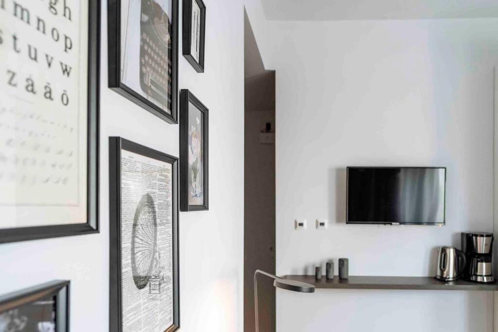 Beautiful Studio - Top Location - Netflix Bukarest Kültér fotó